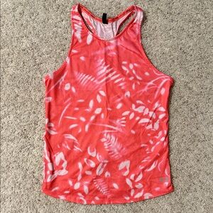 Under Armour Coral and White Patterned Tank Top